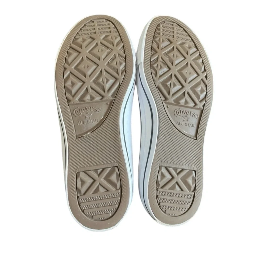Converse very good